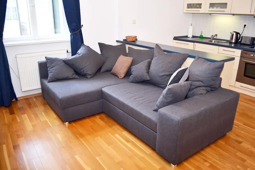 Riverside Ruterra Apartment  Πράγα