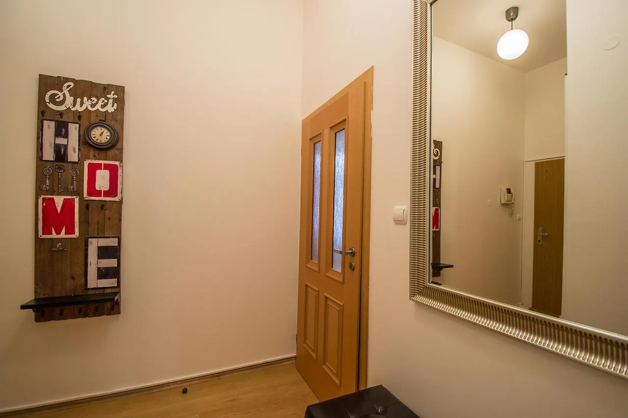 Riverside Ruterra Apartment Τσεχία