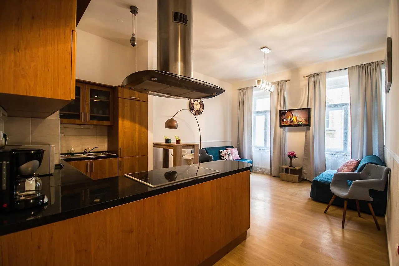 Riverside Ruterra Apartment